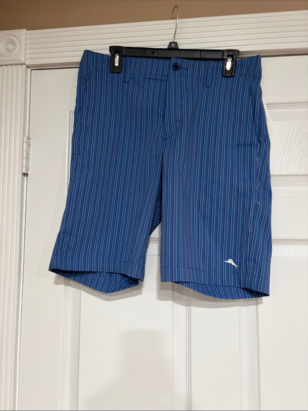 Final sale - nwt Tommy Bahama Stretch Blue Pinstripe Shorts w White